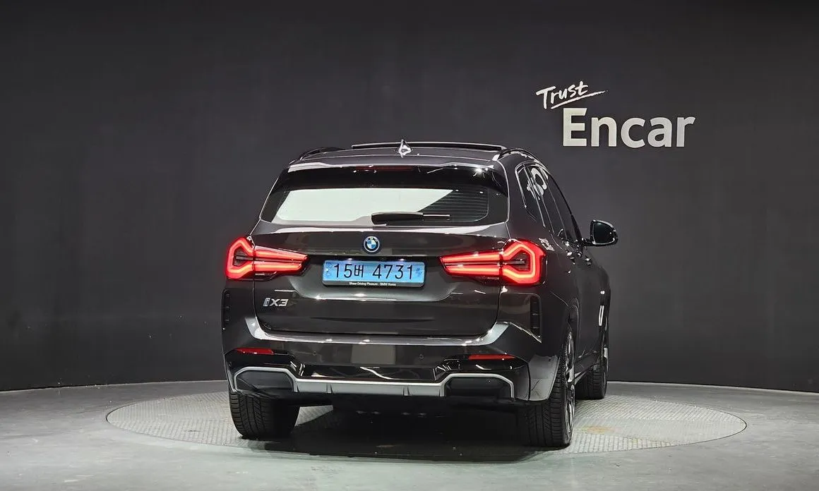 BMW iX3 — фото 2