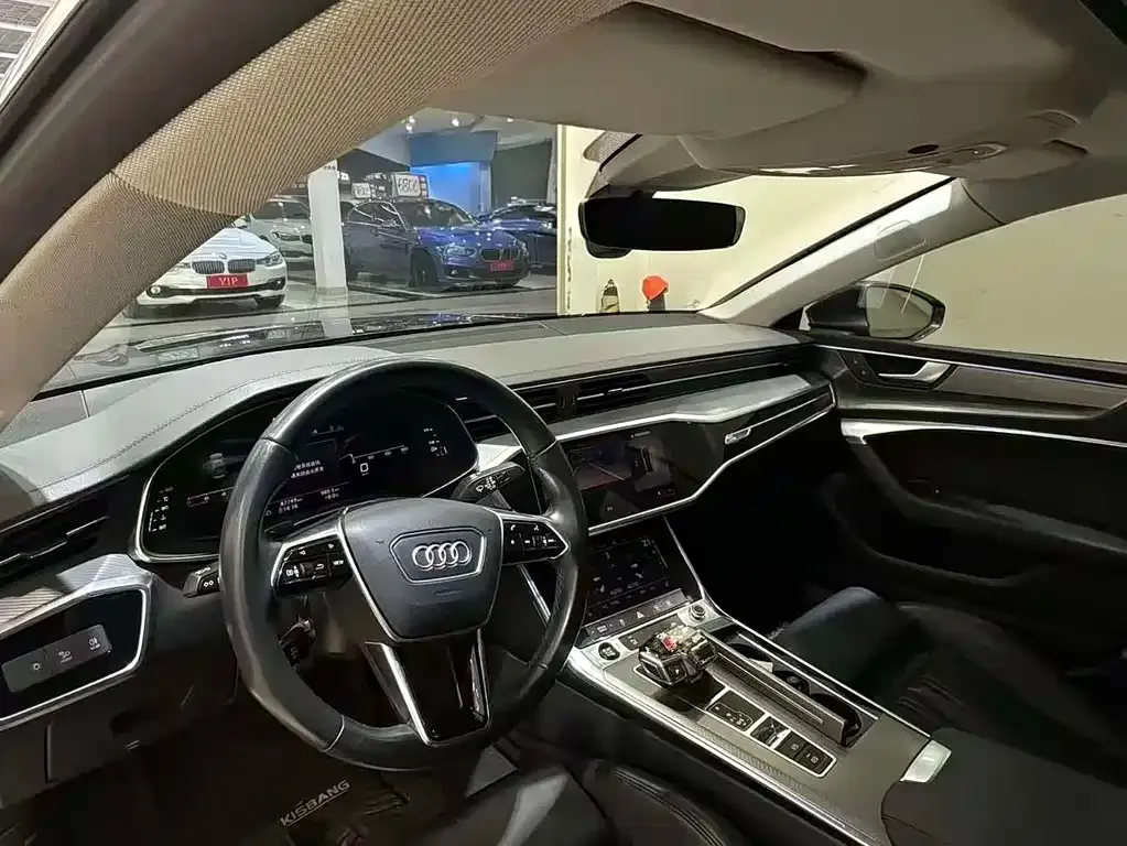 Audi A7 — фото 9