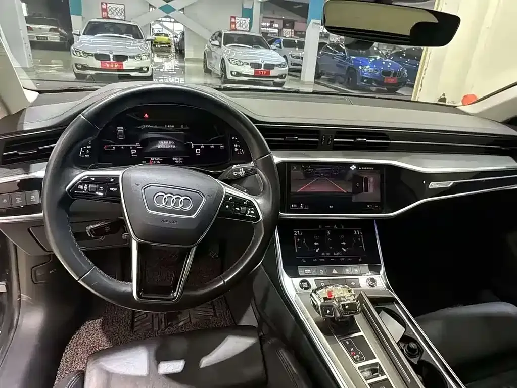 Audi A7 — фото 7