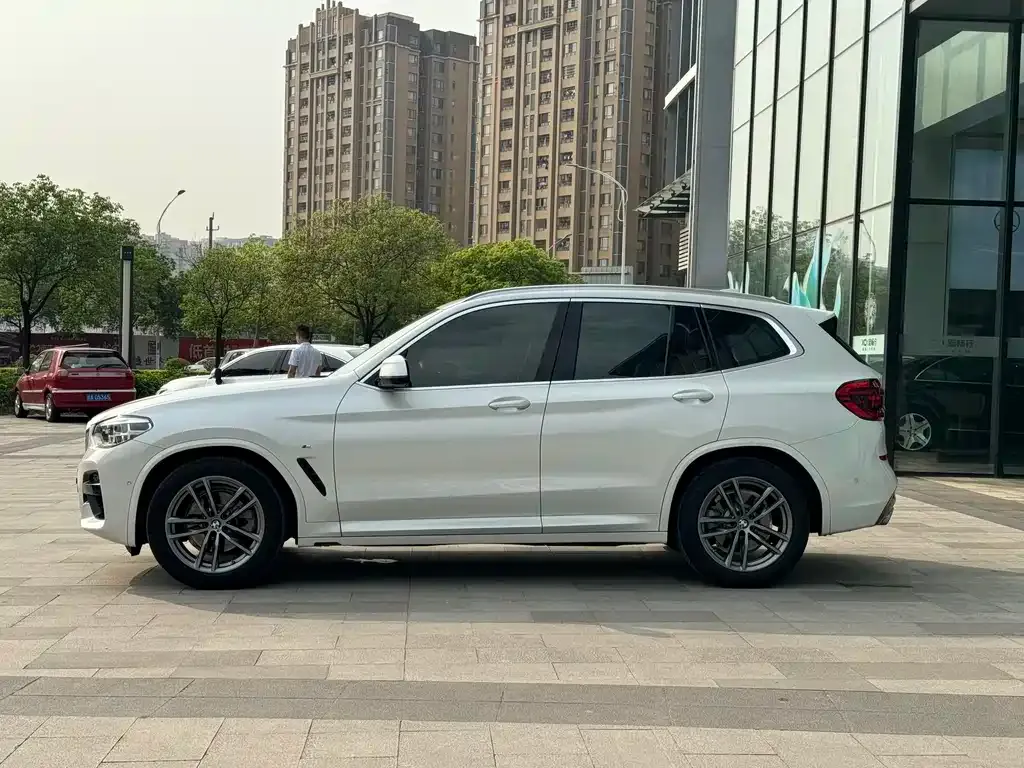 BMW X3 — фото 3
