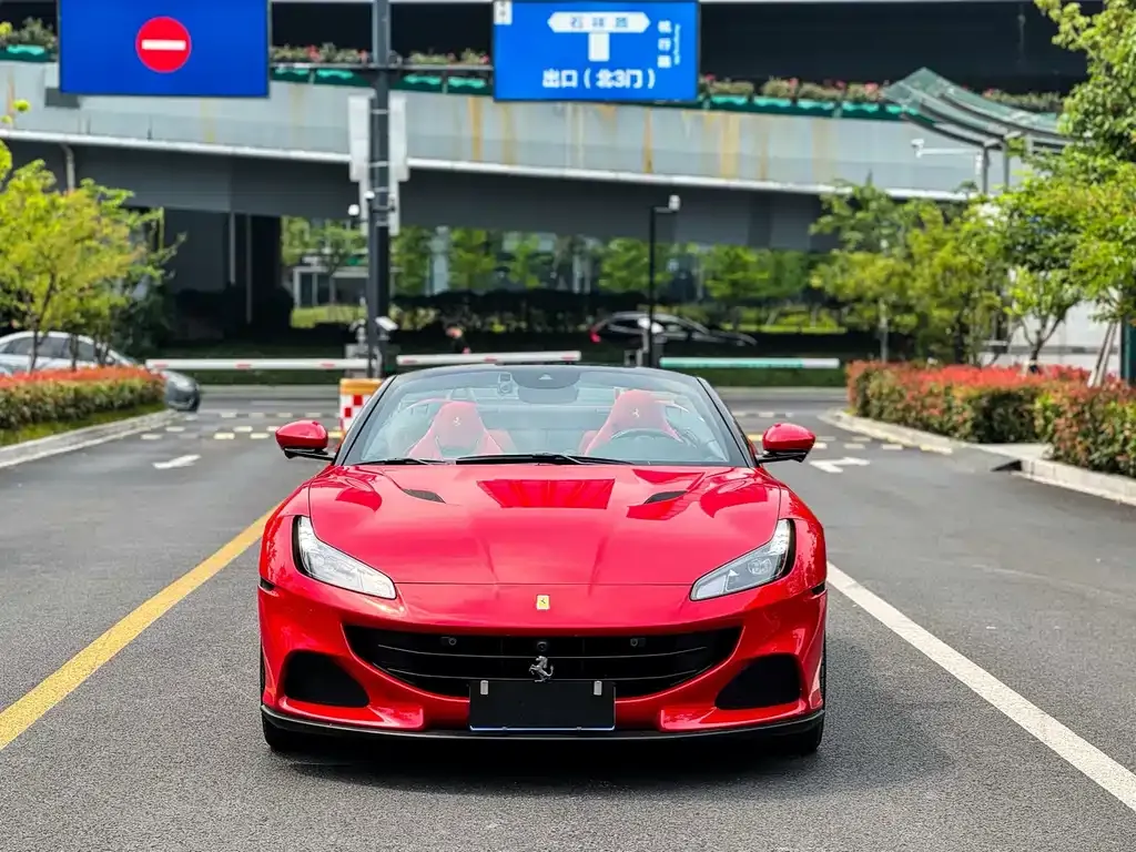 Ferrari Portofino — фото 1
