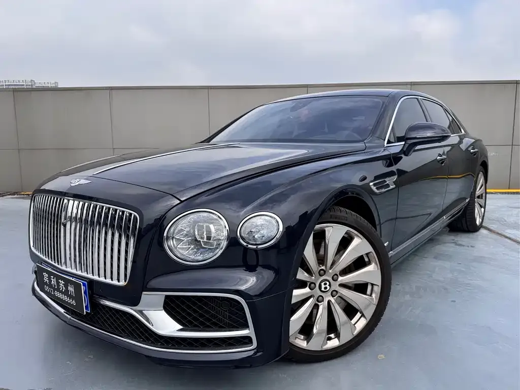 Bentley Flying Spur — фото 1