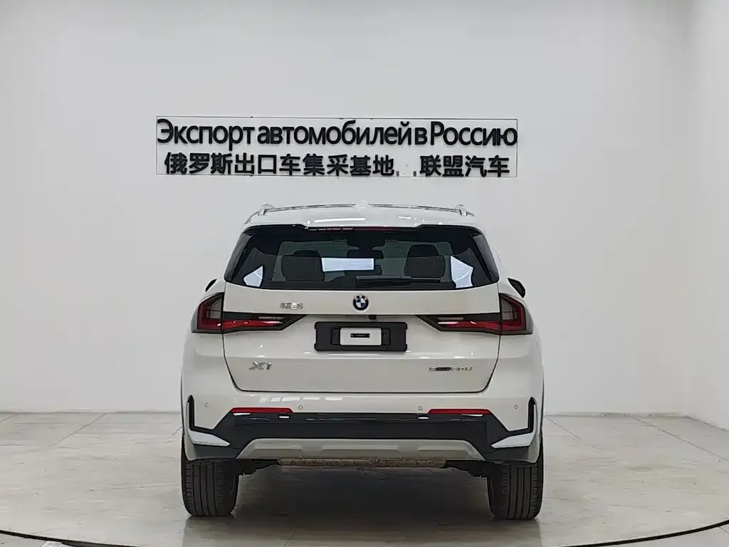 BMW X1 — фото 2