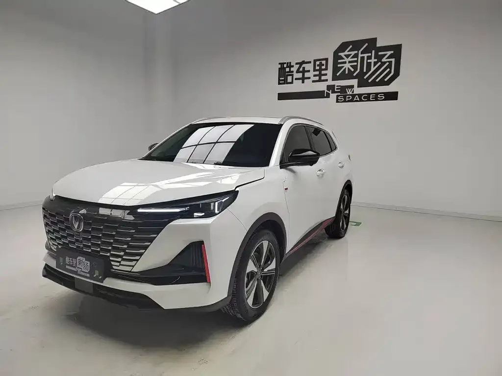 Changan CS55PLUS — фото 1