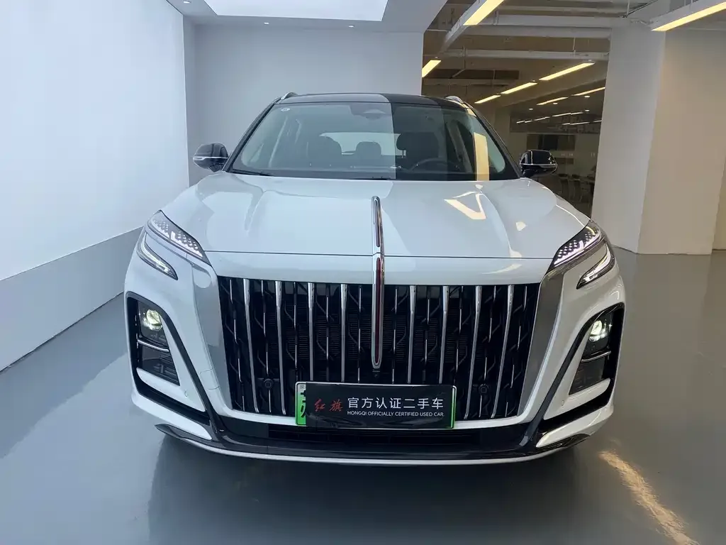 Hongqi HS3 PHEV — фото 3