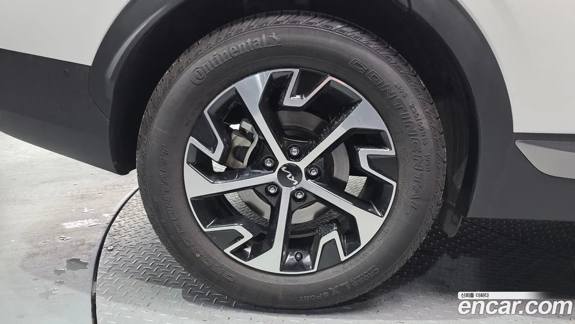 Kia Sportage — фото 10