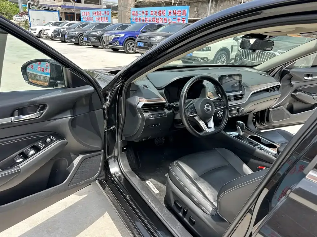 Nissan Teana — фото 4
