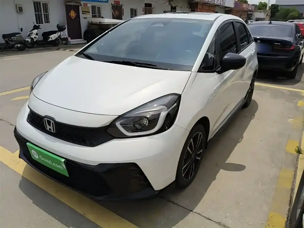 Honda Fit — фото 5