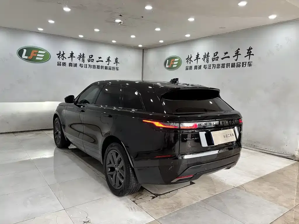 Land Rover Velar — фото 10