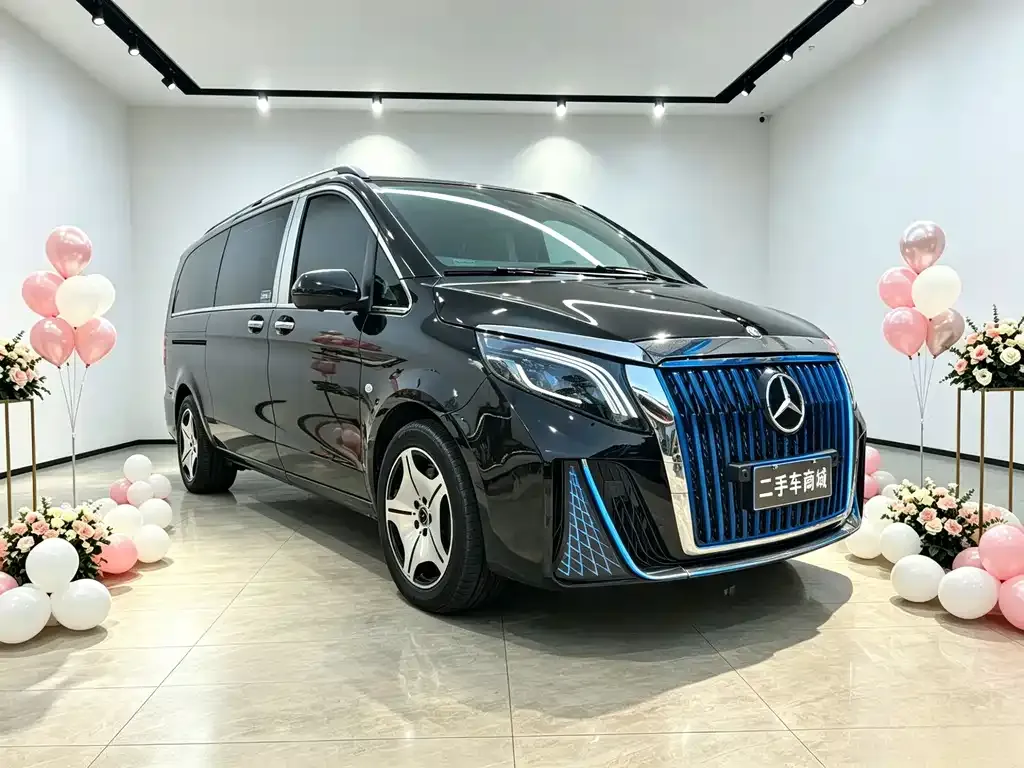 Mercedes-Benz Vito — фото 1
