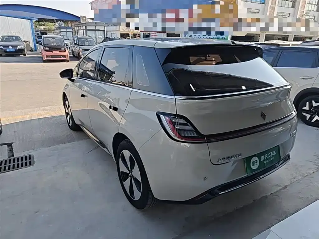 Baojun Yunduo — фото 7
