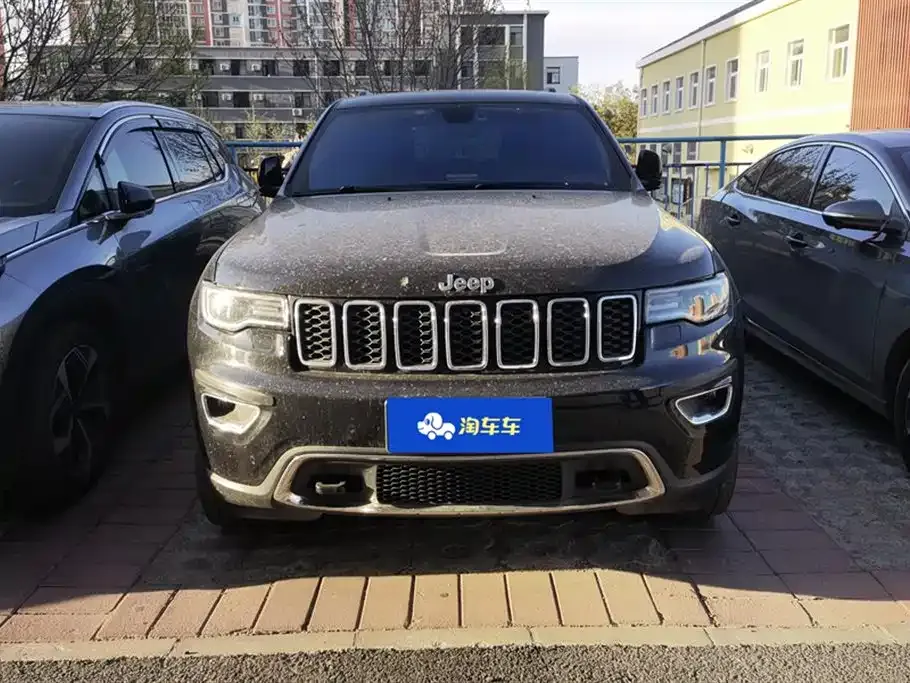 Jeep Grand Cherokee (Import) — фото 9
