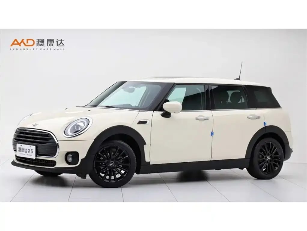 MINI Clubman — фото 1
