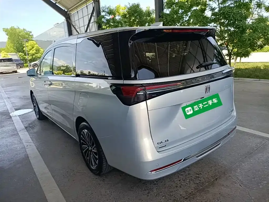Buick GL8 Hybrid — фото 3