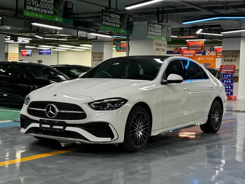 Mercedes-Benz C-Class — фото 1