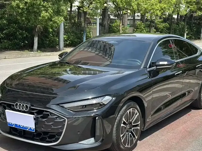 Audi A5L Sportback — фото 1