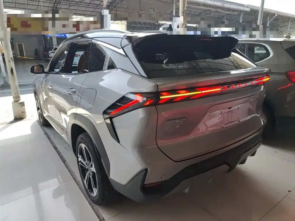 Geely Galaxy L7 — фото 10