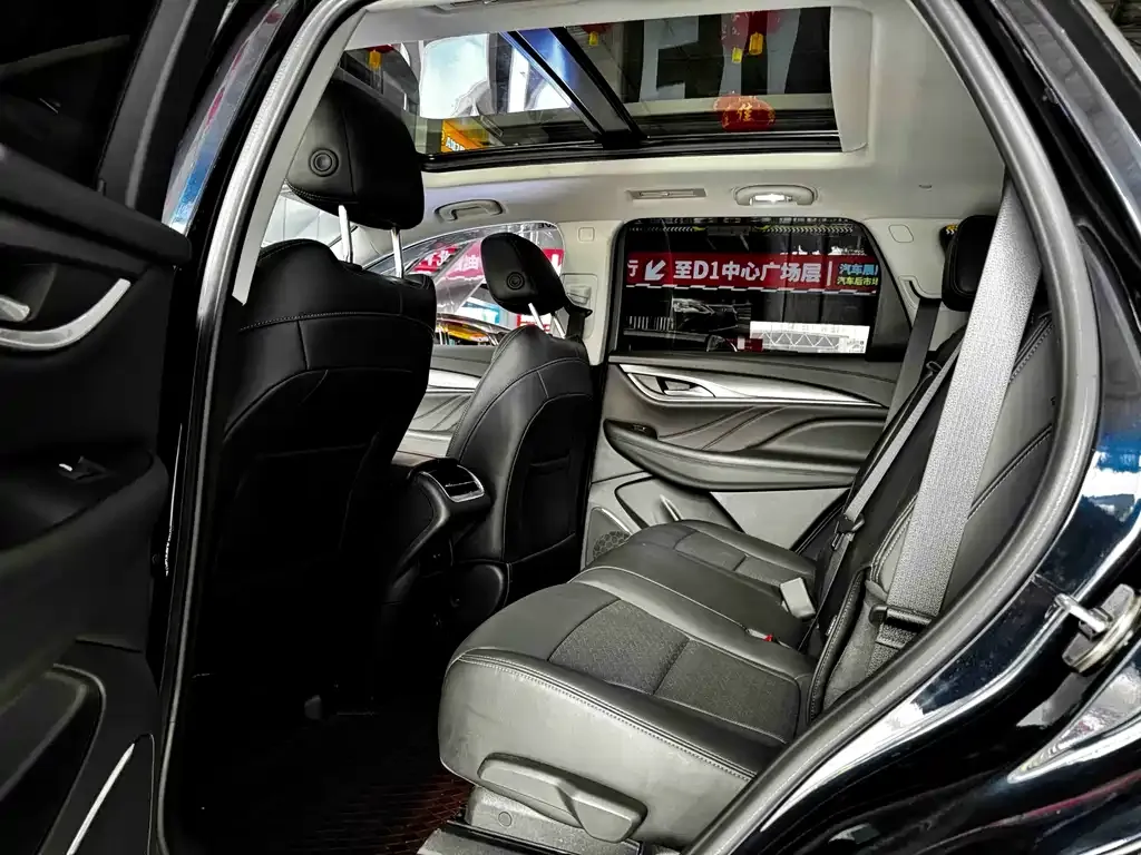 Buick Enclave — фото 10