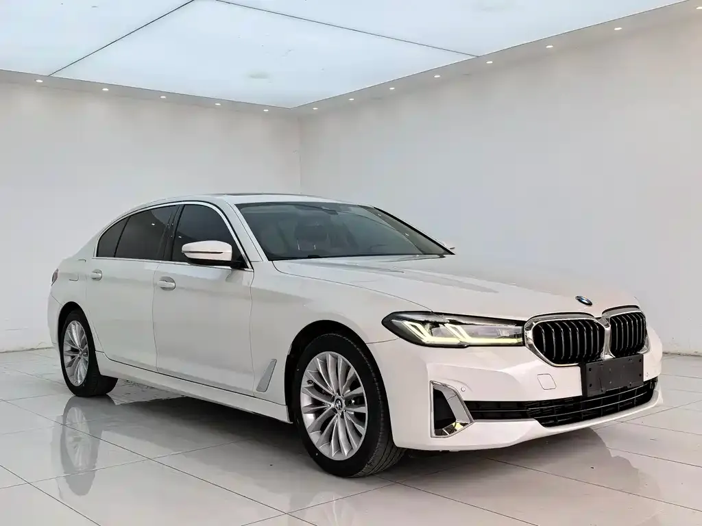 BMW 5 Series — фото 3