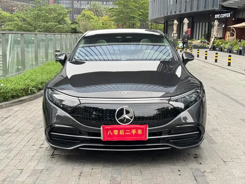 Mercedes-Benz EQS — фото 10