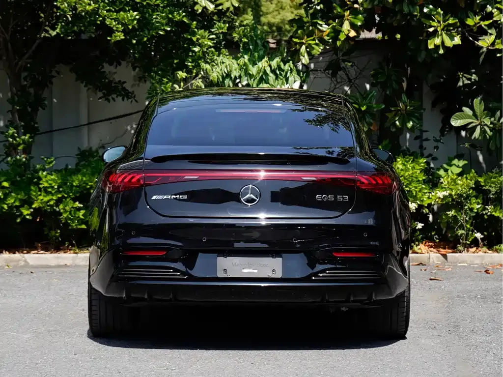 Mercedes-Benz EQS AMG — фото 4