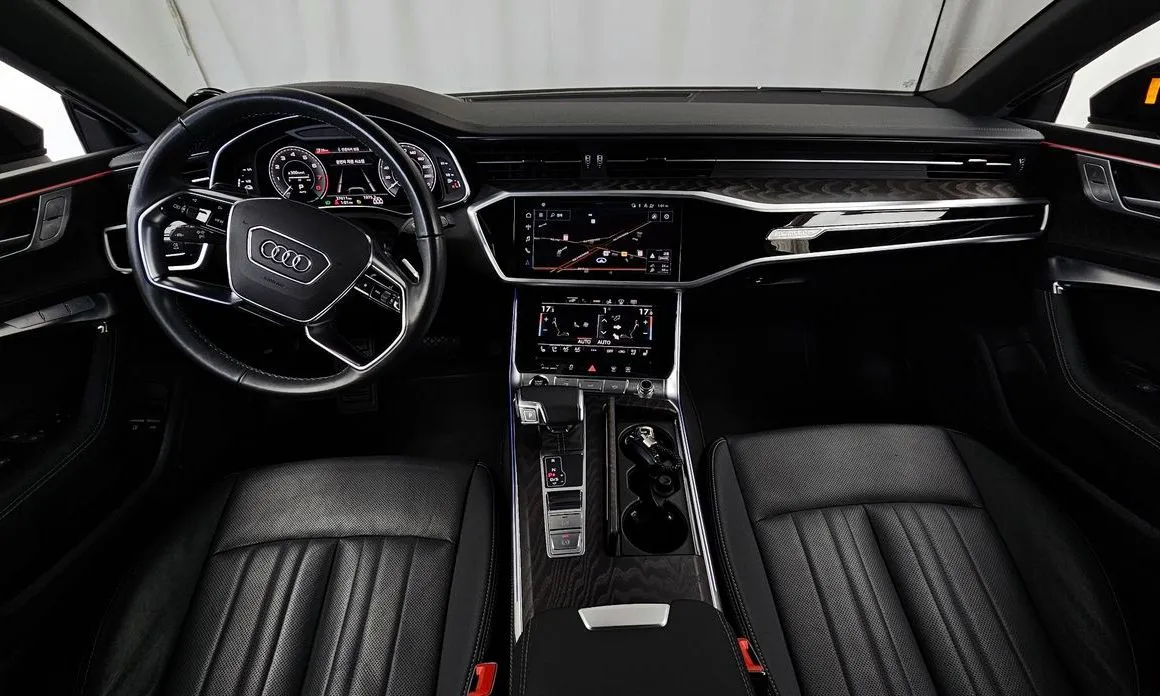 Audi A7 — фото 7
