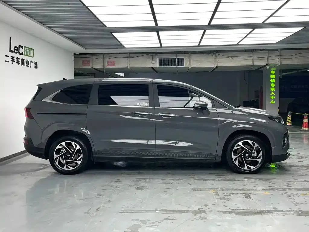 Hyundai Custo — фото 3