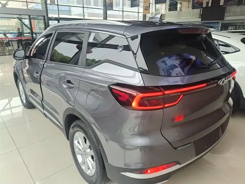 Chery Tiggo 7 — фото 6