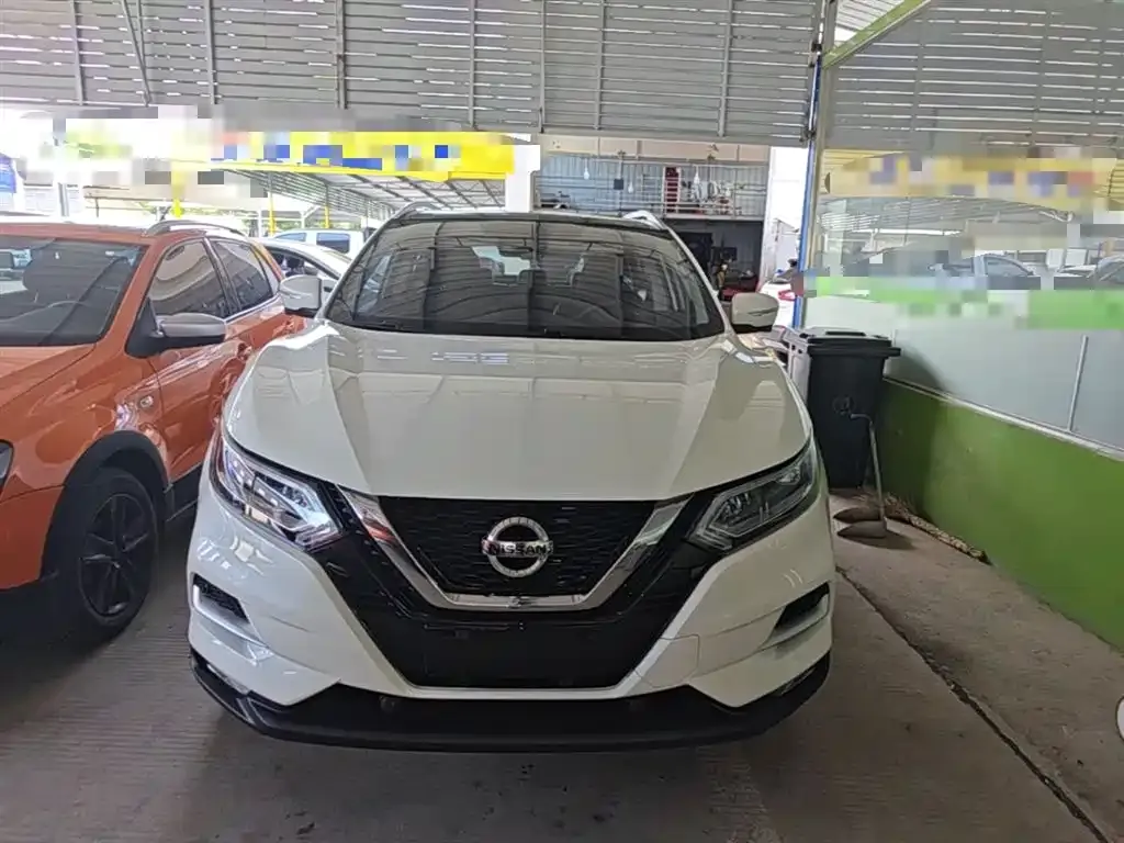 Nissan Qashqai — фото 4