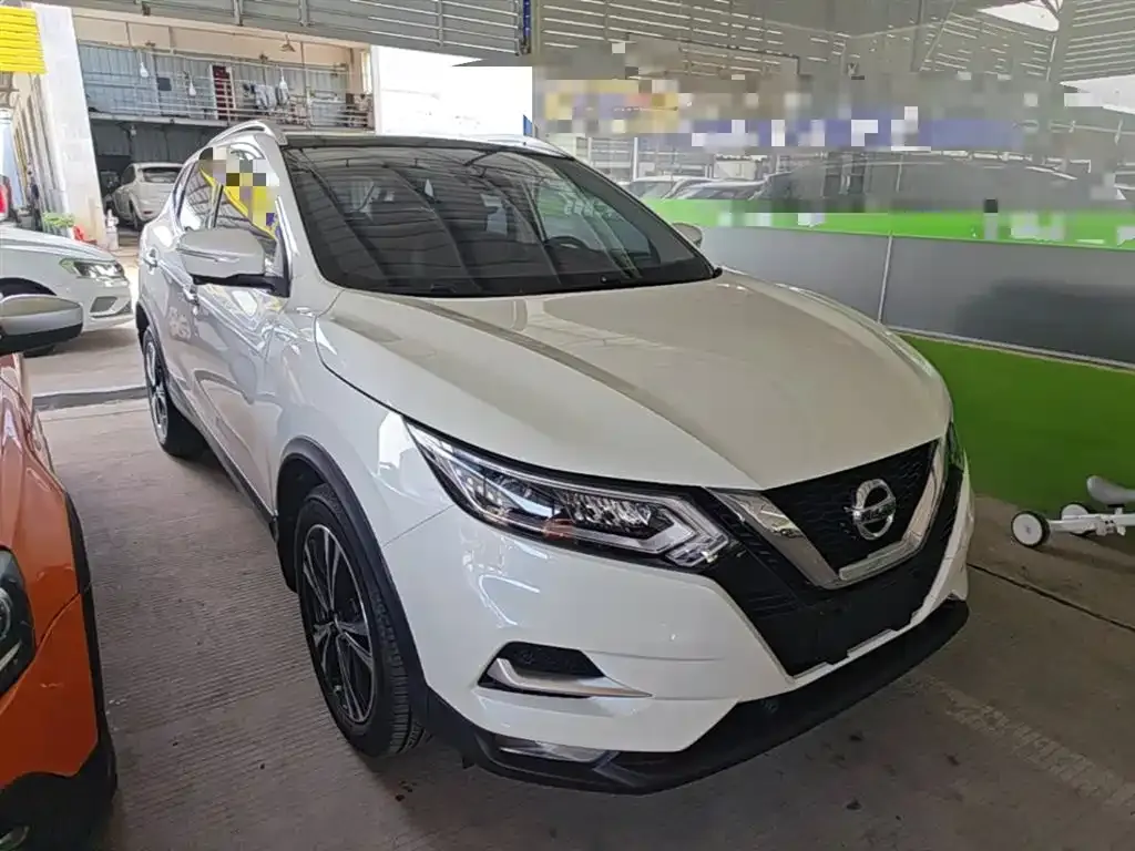 Nissan Qashqai — фото 7