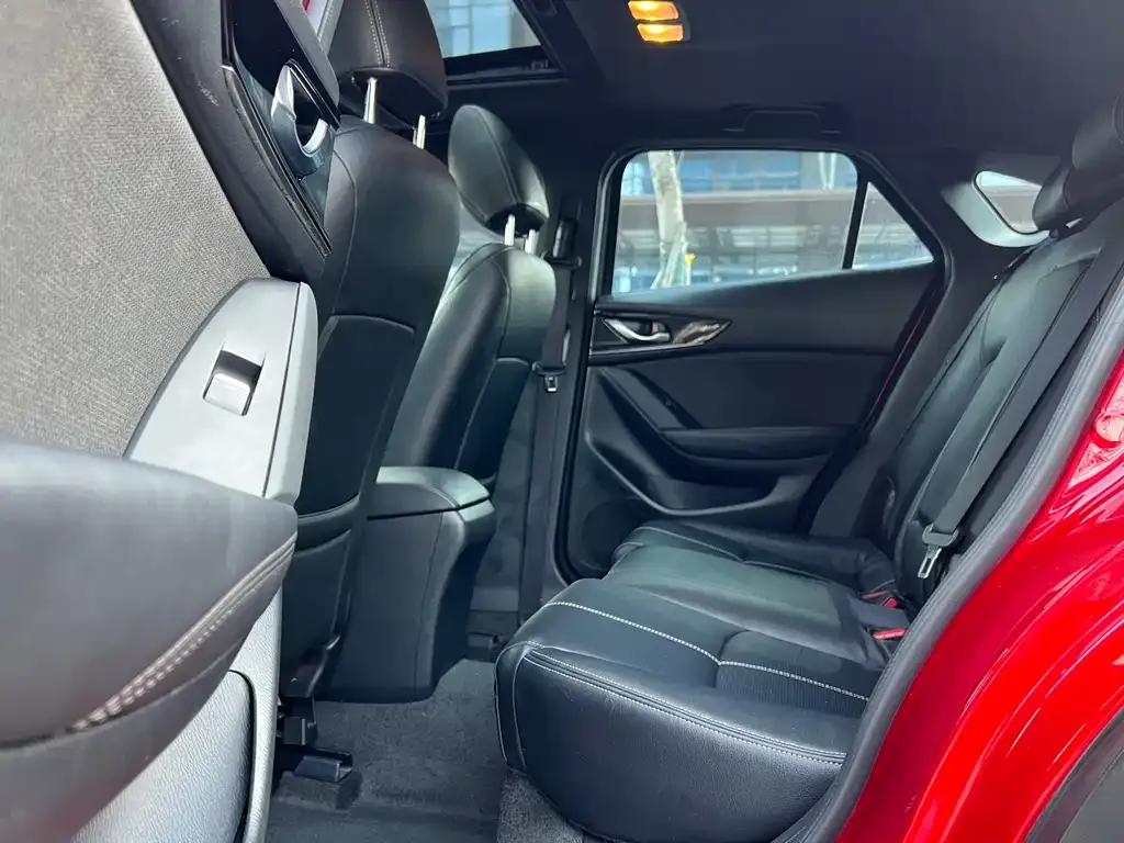 Mazda CX-4 — фото 4