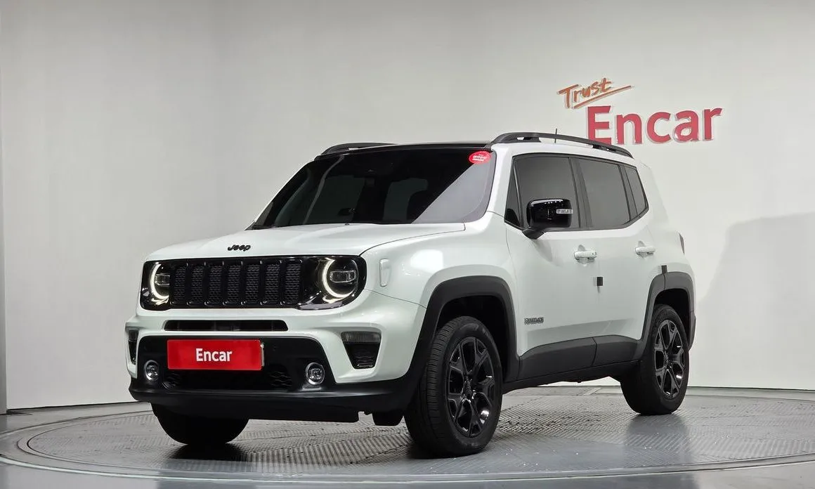 Jeep Renegade — фото 1