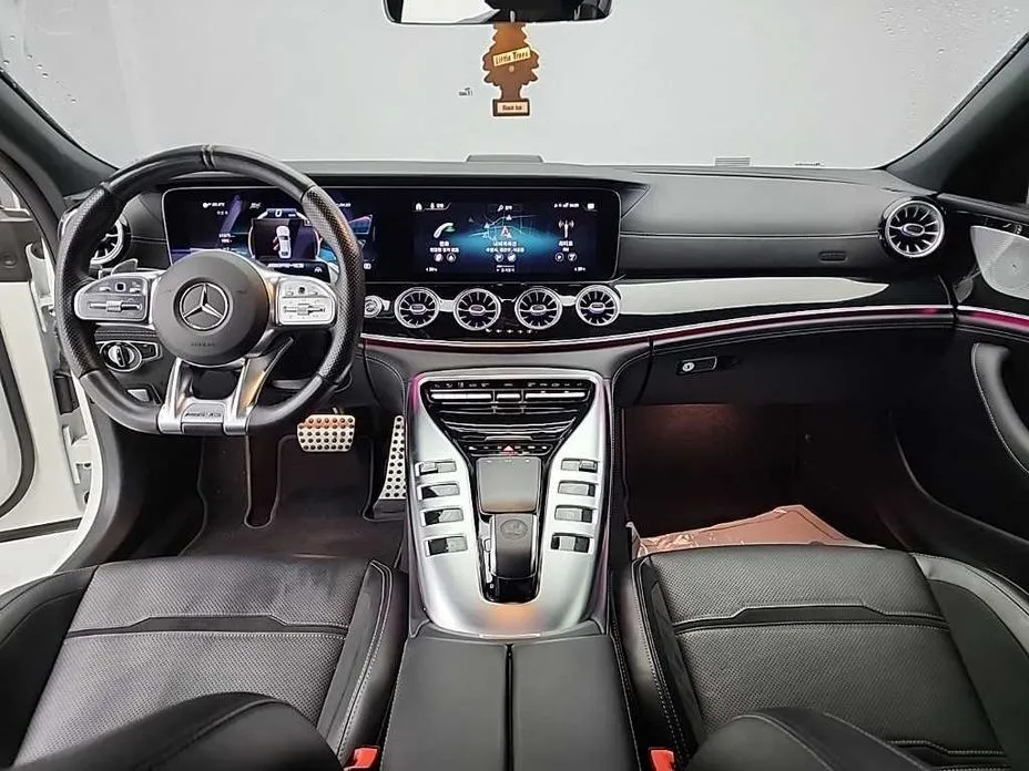 Mercedes-Benz AMG GT — фото 7