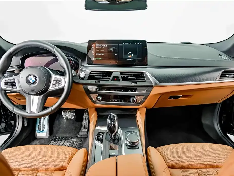 BMW 5 Series (Import) — фото 3
