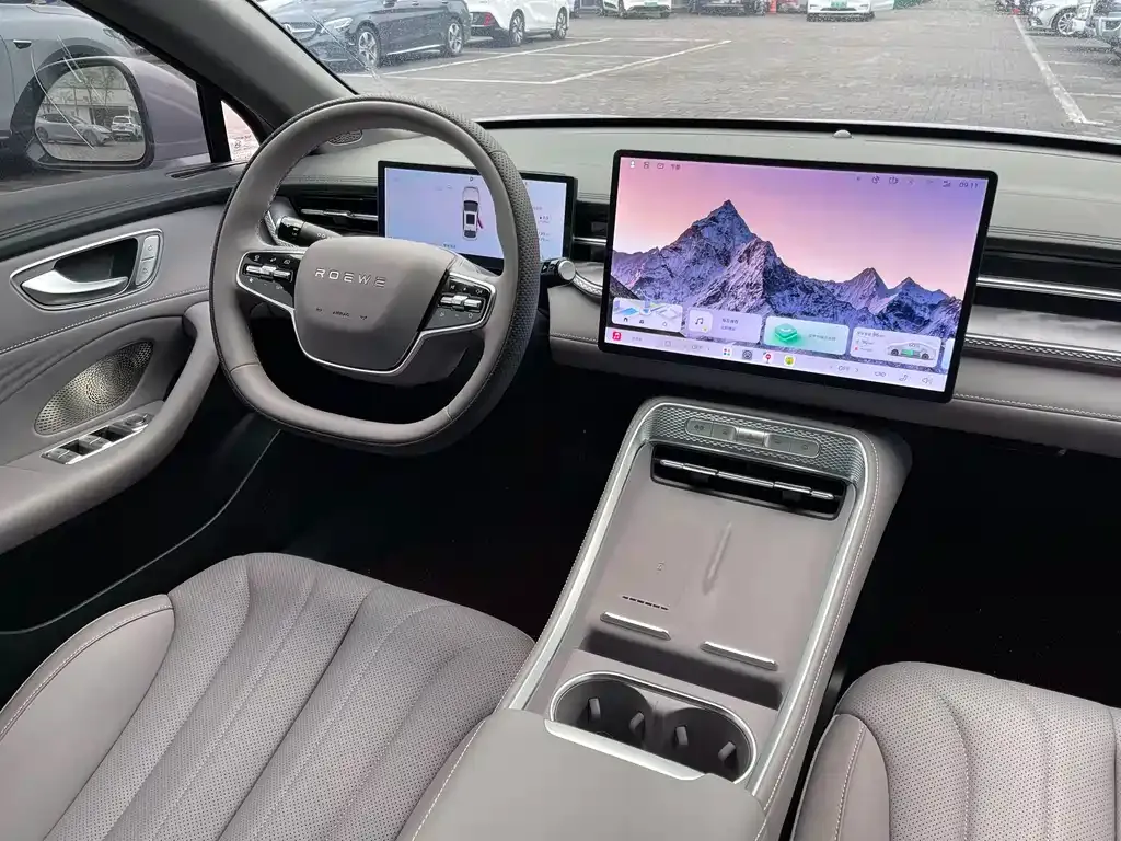 Roewe M7 DMH — фото 10
