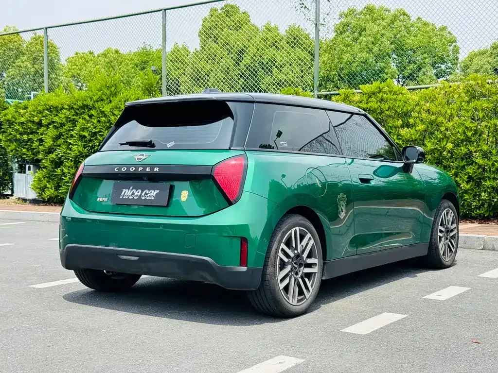 MINI Cooper EV — фото 9