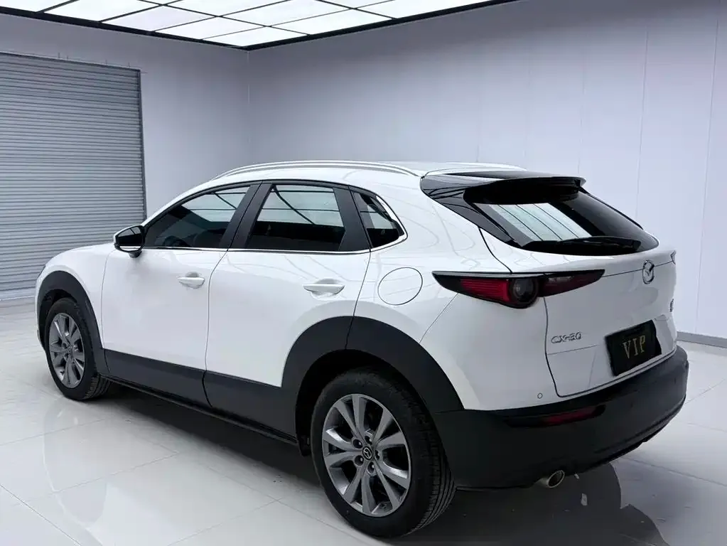 Mazda CX-30 — фото 8