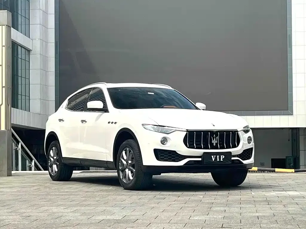 Maserati Levante — фото 7