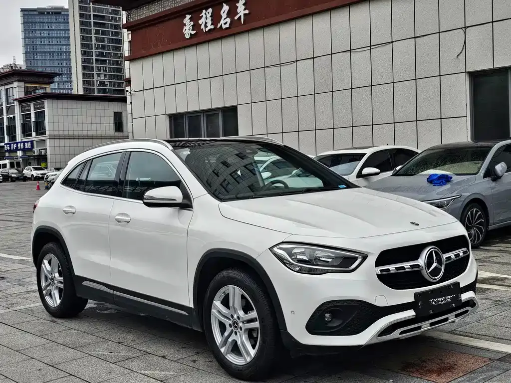 Mercedes-Benz GLA — фото 5
