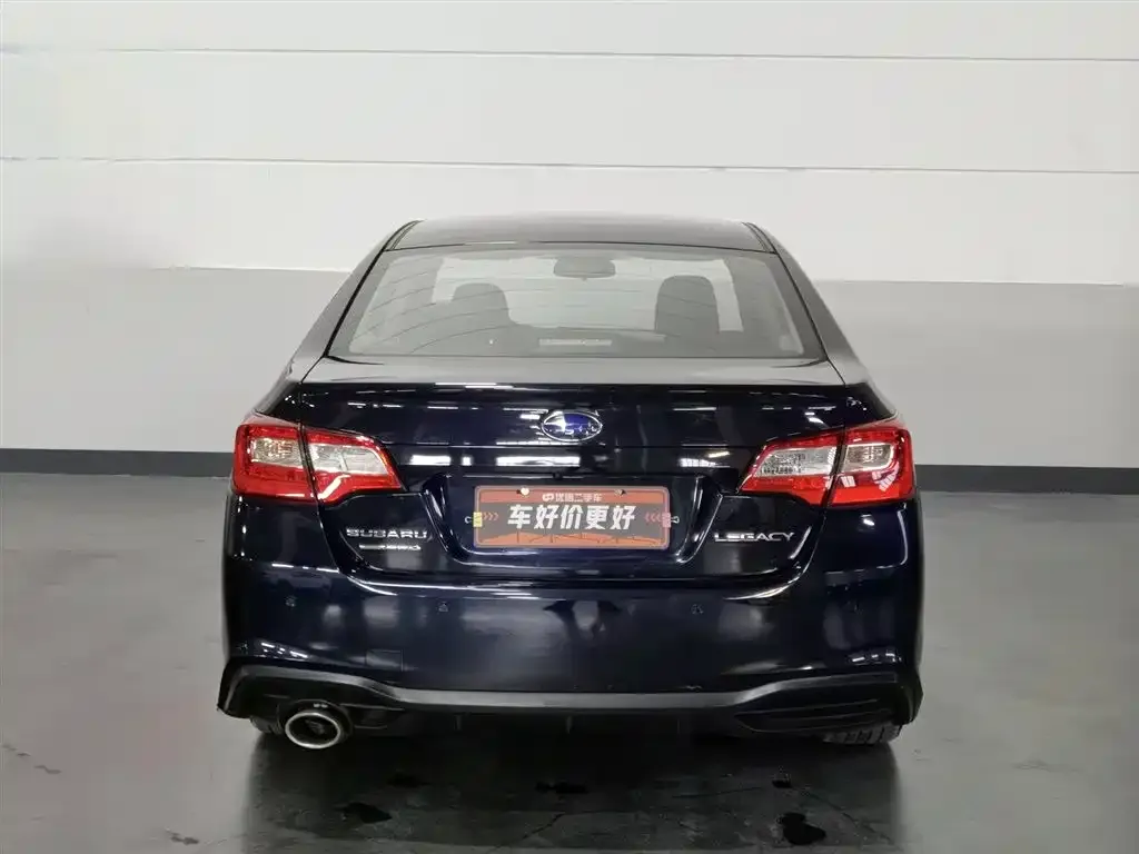 Subaru Legacy — фото 2