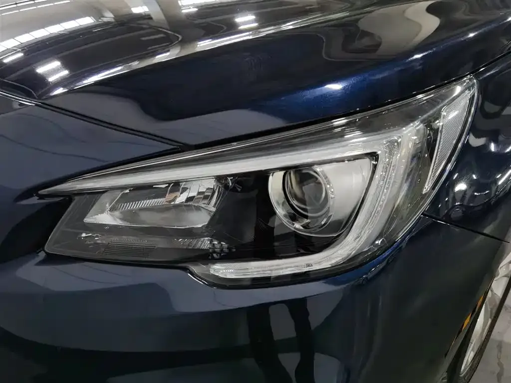 Subaru Legacy — фото 6