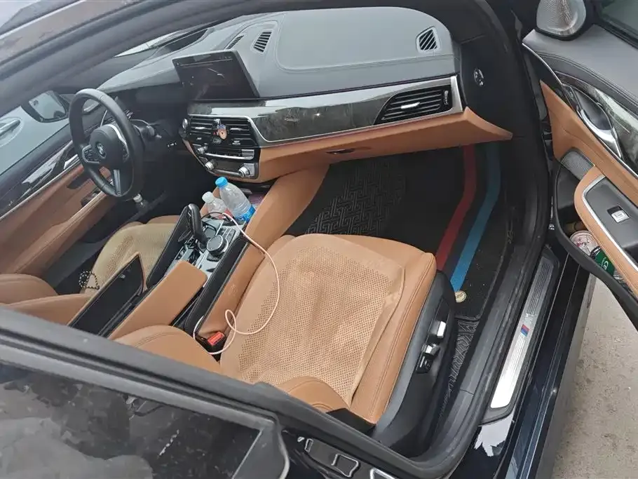 BMW 6 Series GT — фото 9