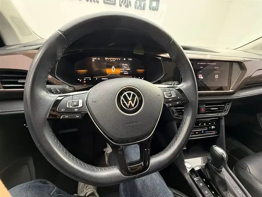 Volkswagen Tharu — фото 9