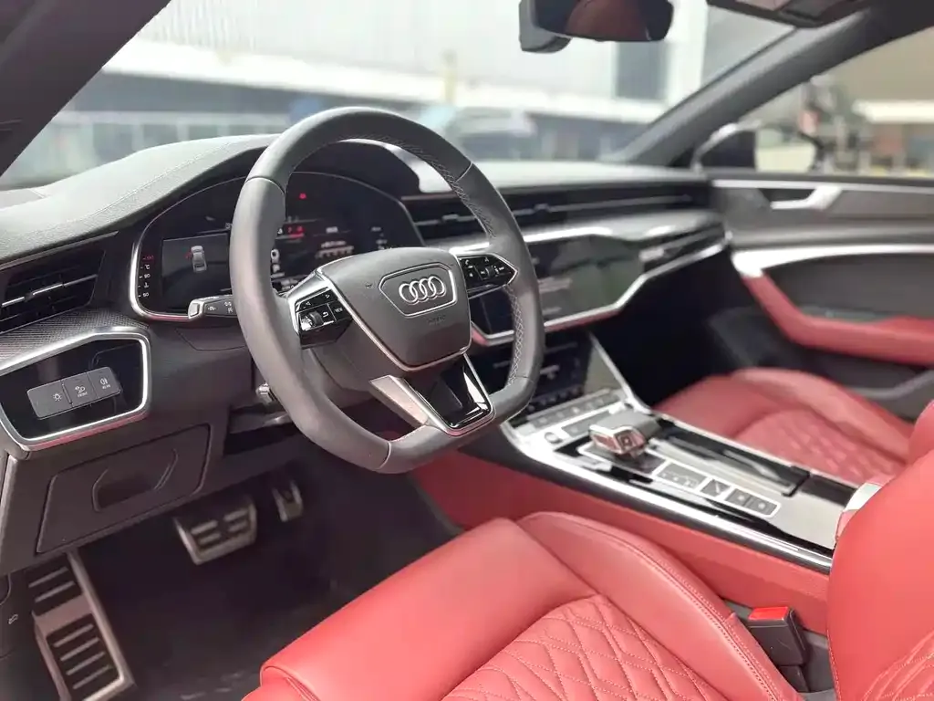 Audi A7L — фото 5