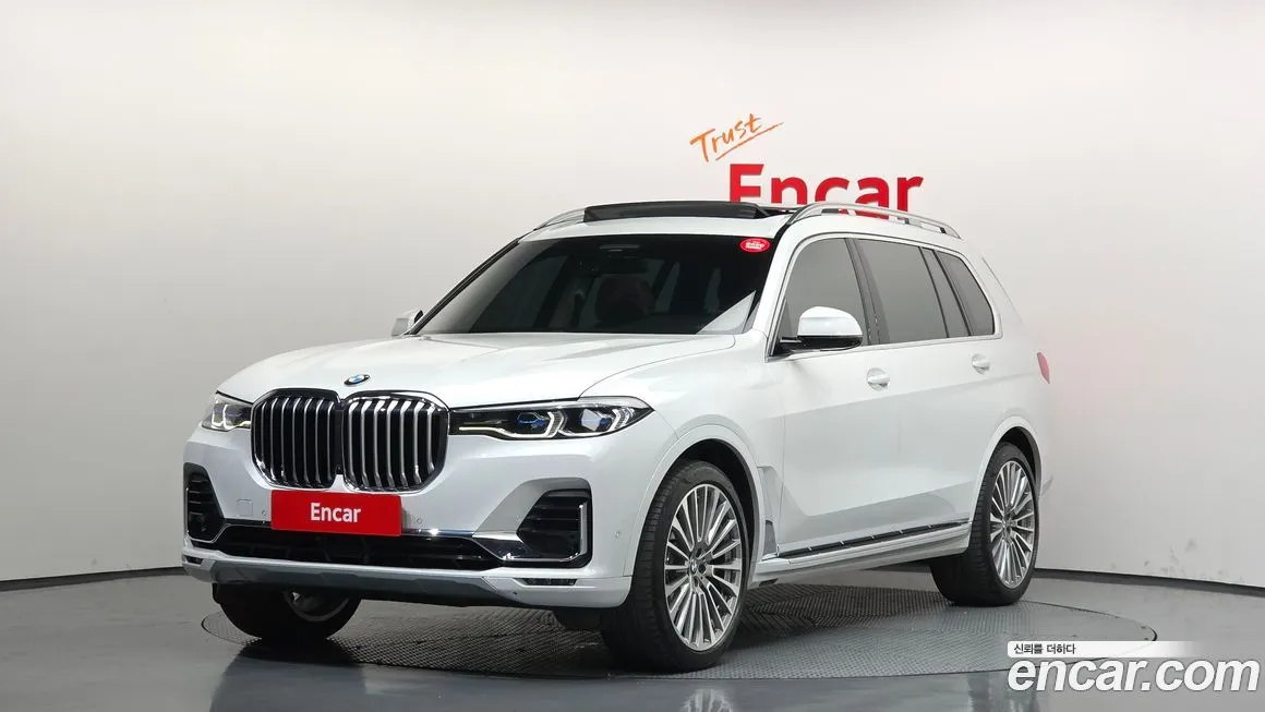 BMW X7 — фото 1