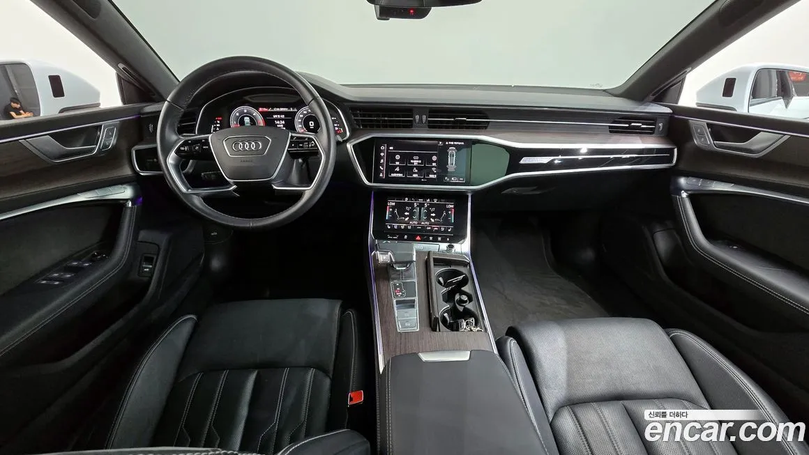 Audi A7 — фото 10