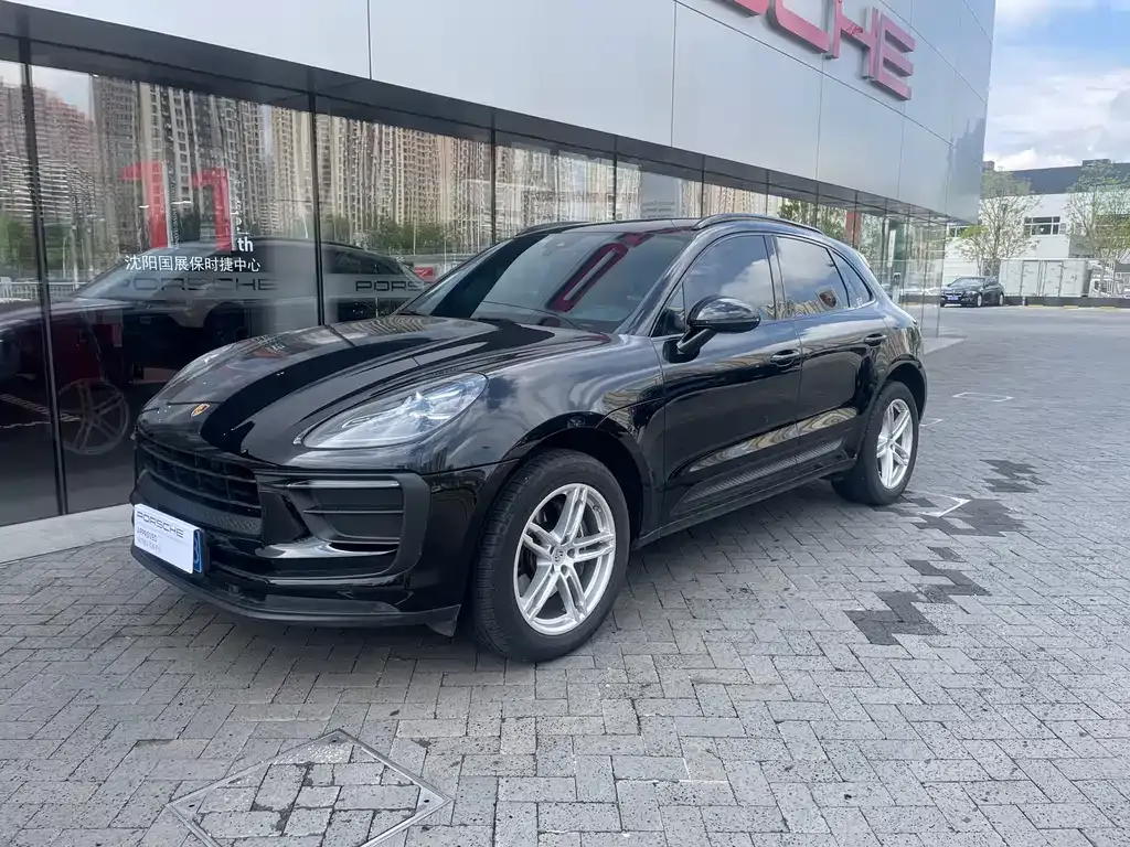 Porsche Macan — фото 1