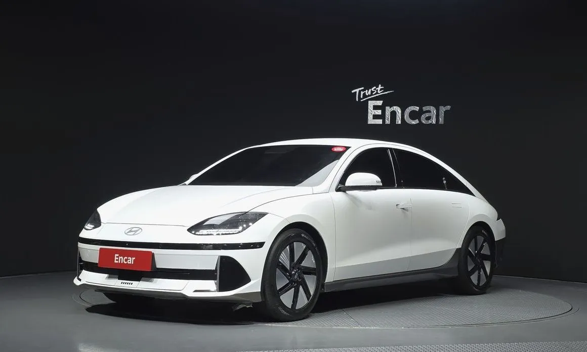 Hyundai Ioniq6 — фото 1