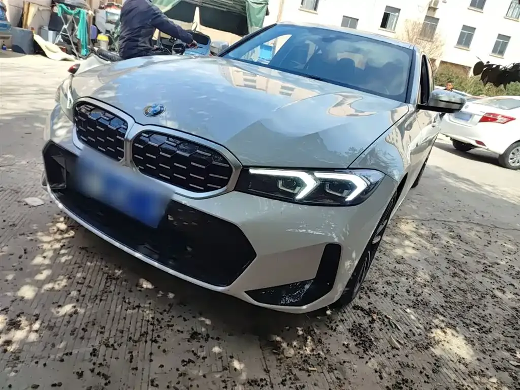 BMW 3 Series — фото 1