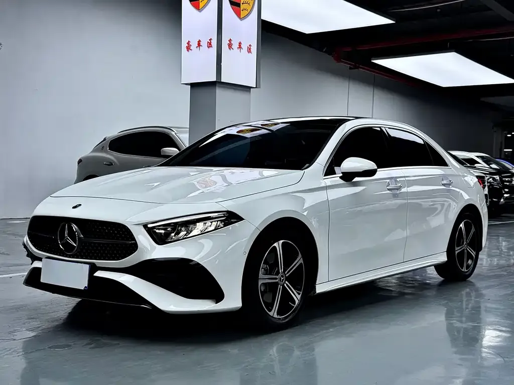 Mercedes-Benz A-Class — фото 7